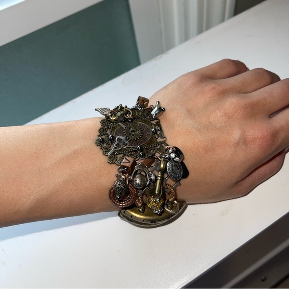 Beautiful vintage bracelet with a watch - Picture 7 of 10